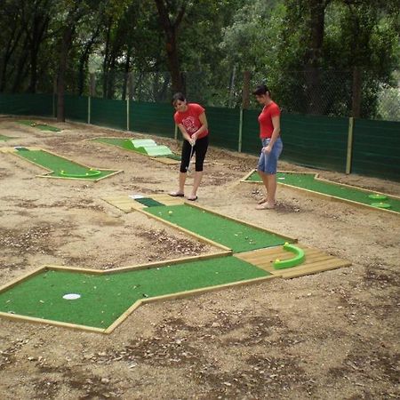 Bassegoda Park Albanya Exterior photo